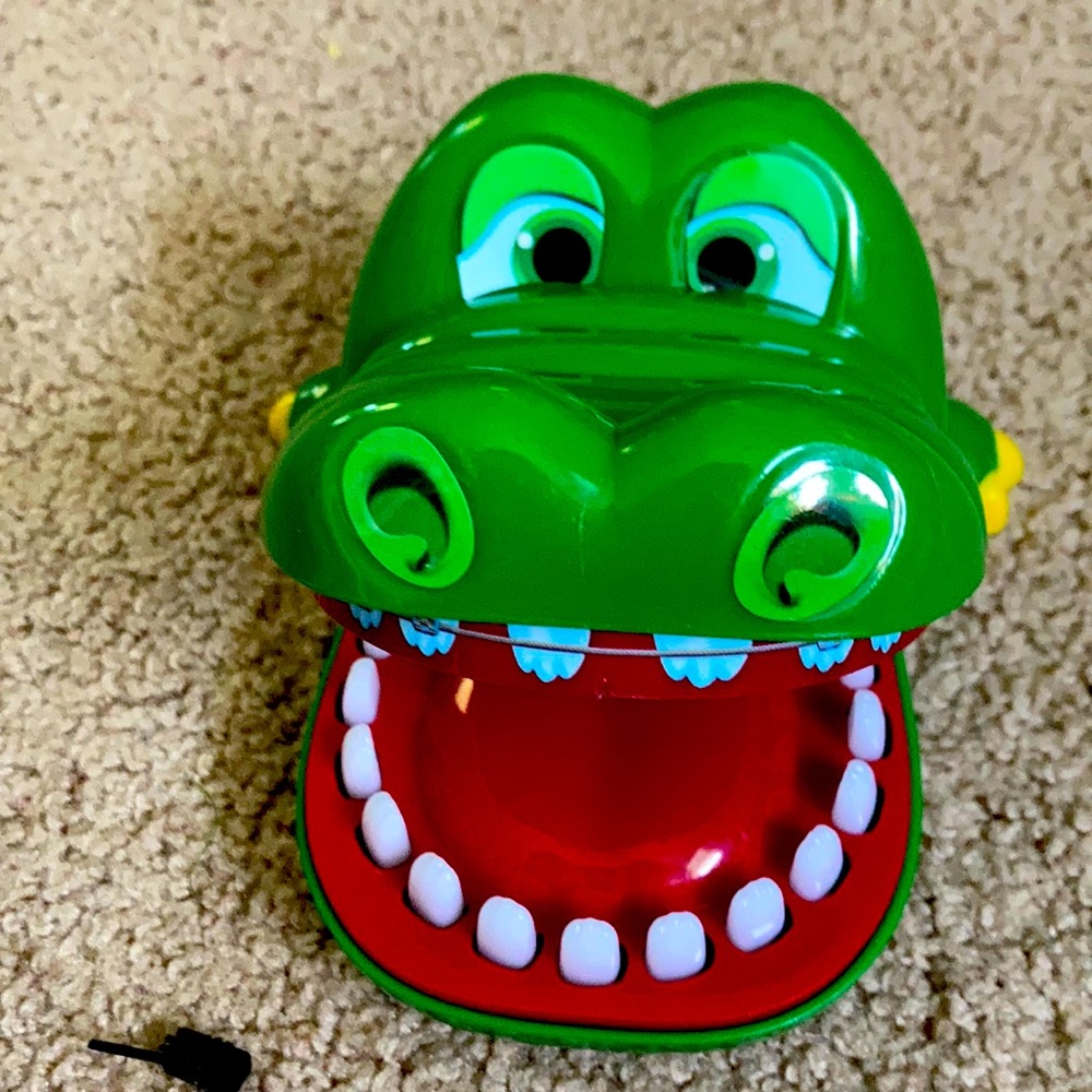 Alligator toy